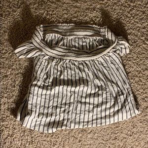Off shoulder American eagle shirt